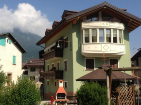 Hotels in Cavedago